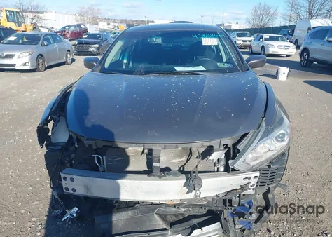 2018 Nissan Altima 2.5 S z USA, uszkodzony, nr VIN 1N4AL3APXJC286311